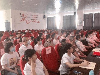 永州市中心医院举行庆“七一”表彰大会、“光荣在党50年”纪念章颁发仪式