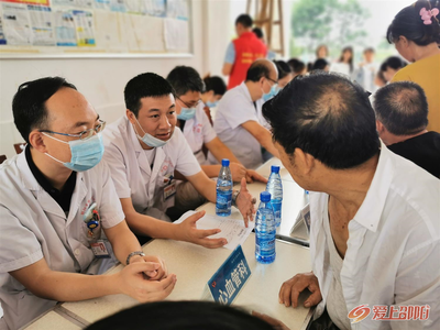 “关爱师生 为校园健康护航” ——邵阳市第二人民医院走进谷洲镇中学大型公益主题活动