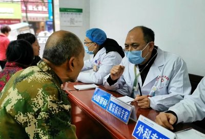 彭孟华:三十五载从医路 无私奉献赤子心